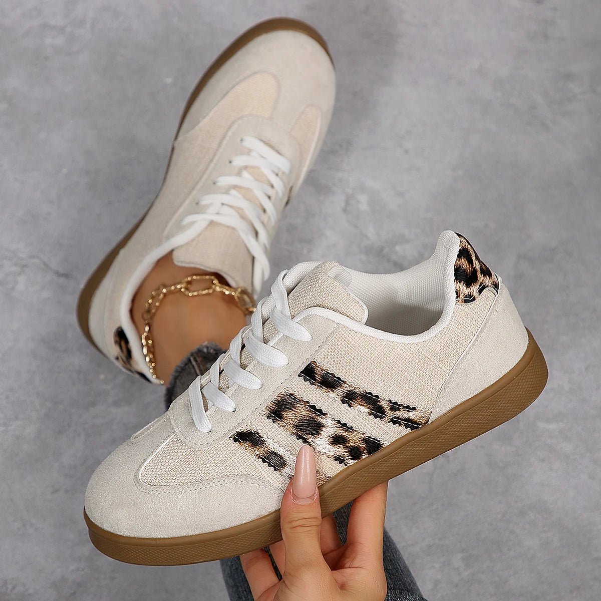 Women Sneakers Flat Loafers Comfortable Slip on Soft Sneakers