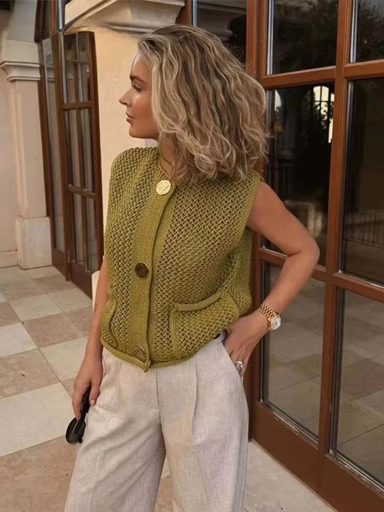 Women Fashion Sleeveless Coarse Needle Knitting Vest Sweater