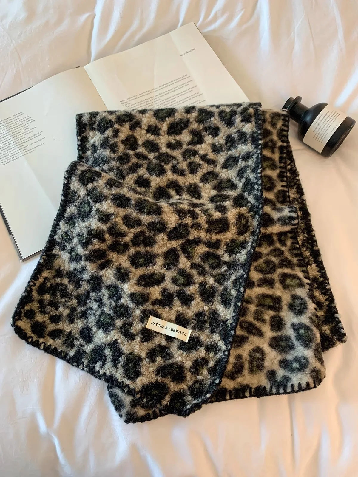 Ladies' Leopard Scarves Thickened Plush Kawaii Sweet Cool Scarves
