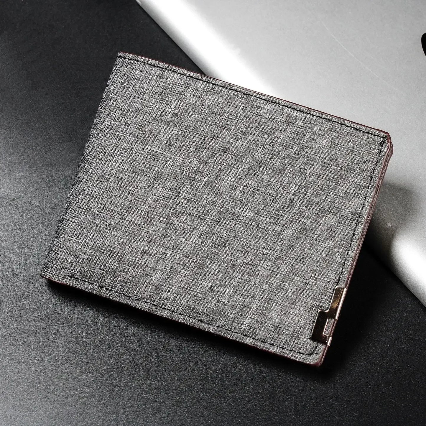 New Minimalist and Portable Denim Wallet