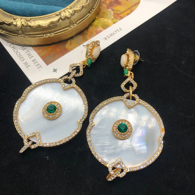 Retro light luxury design sense earrings
