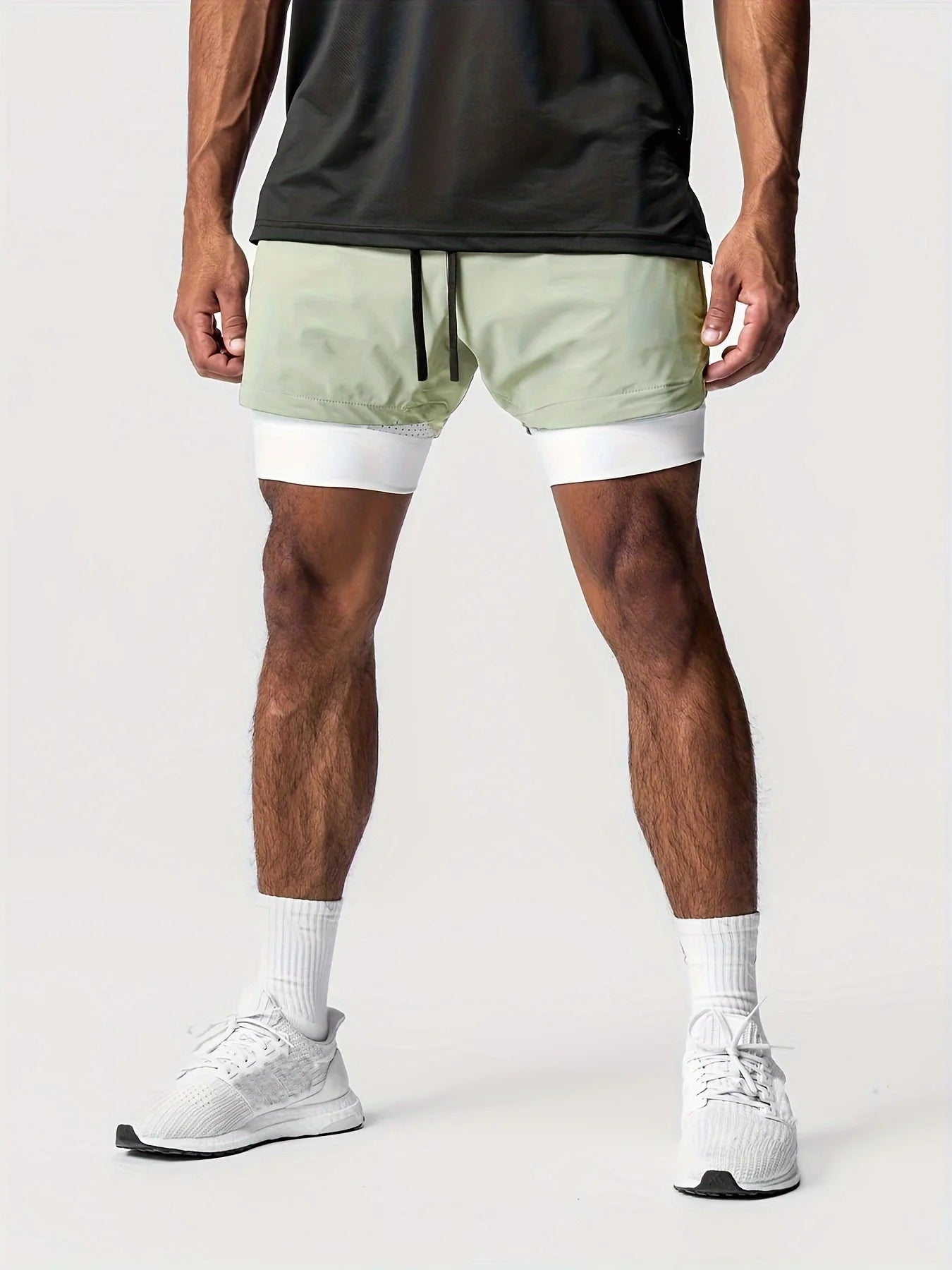 Sports shorts for men, double layeredtic