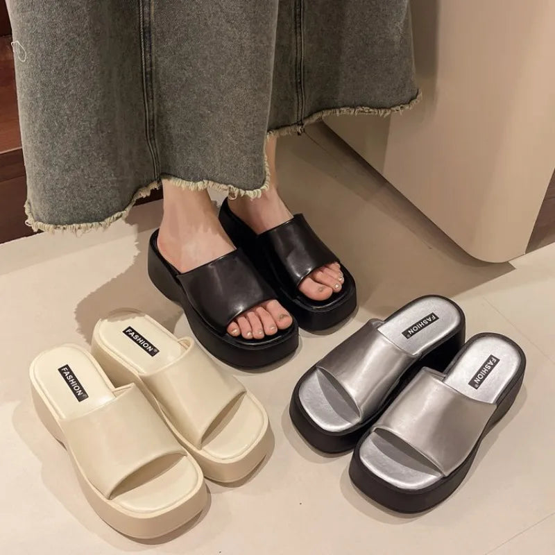 Women Slippers Thick Soled Designer Square Toe Slippers