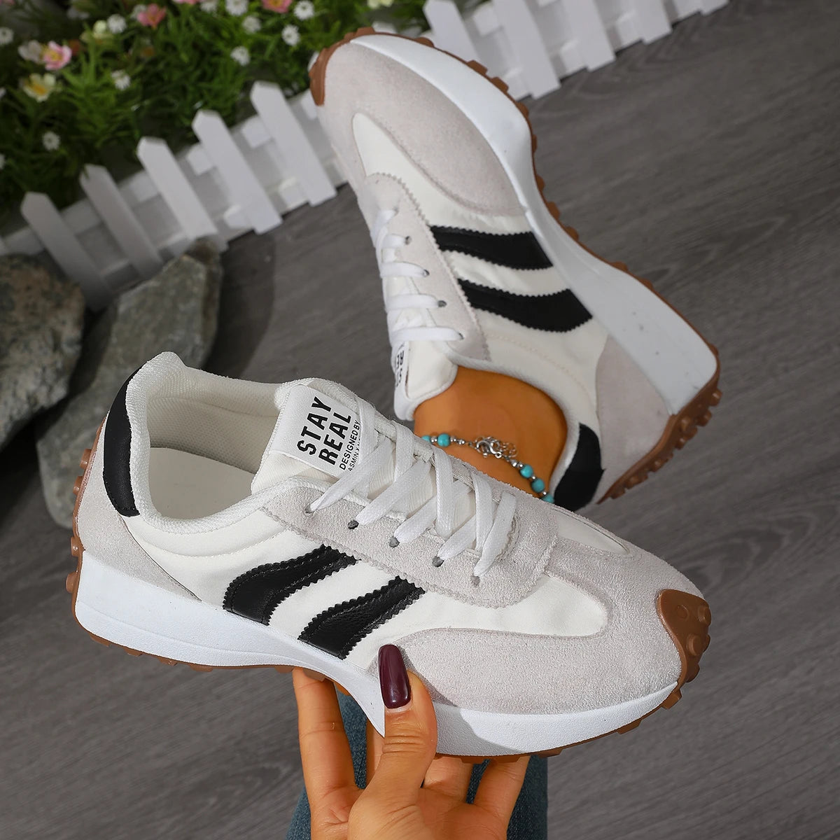 Women Sneakers Spring New Luxury Flat Comfortable Slip on Soft Trend Sneakers