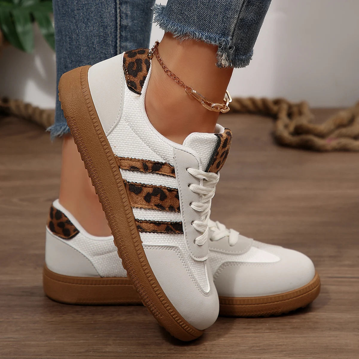 Women Comfortable Casual Sneakers