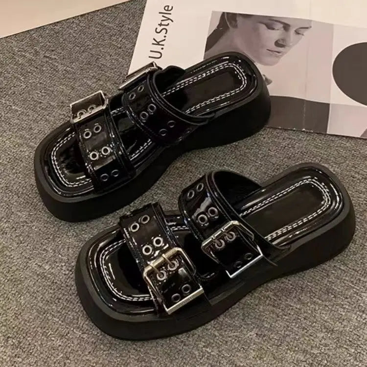 New comfortable and breathable women's casual sandals