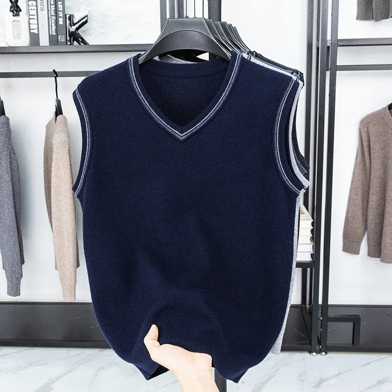 Men's  Casual Sweater Vest  Fashionable Knitwear