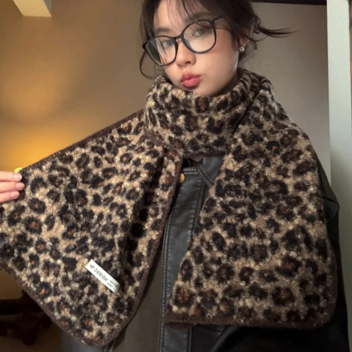Ladies' Leopard Scarves Thickened Plush Kawaii Sweet Cool Scarves