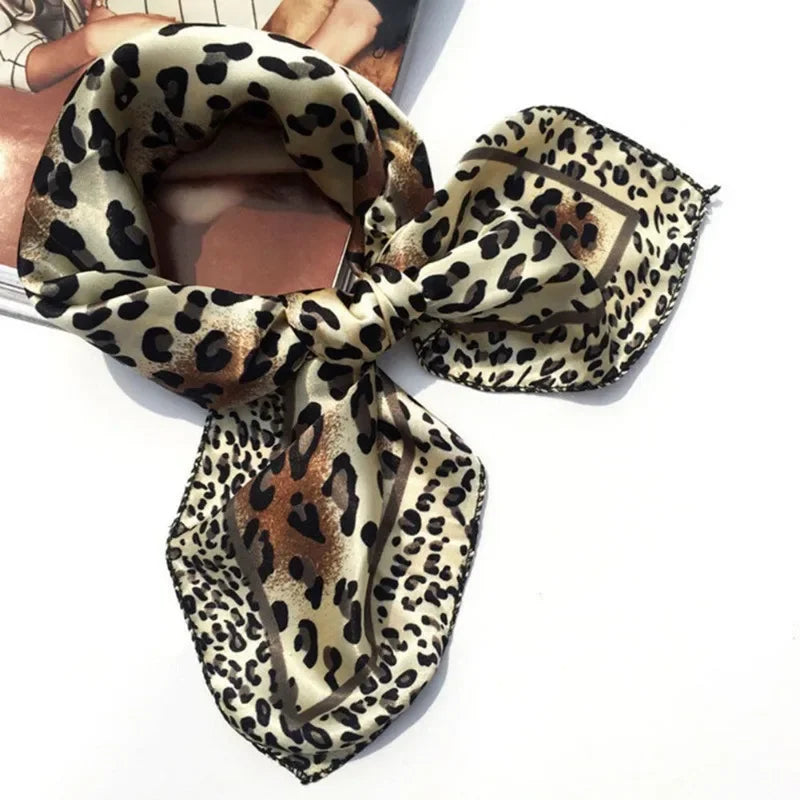 Women Fashionable Silk Scarf