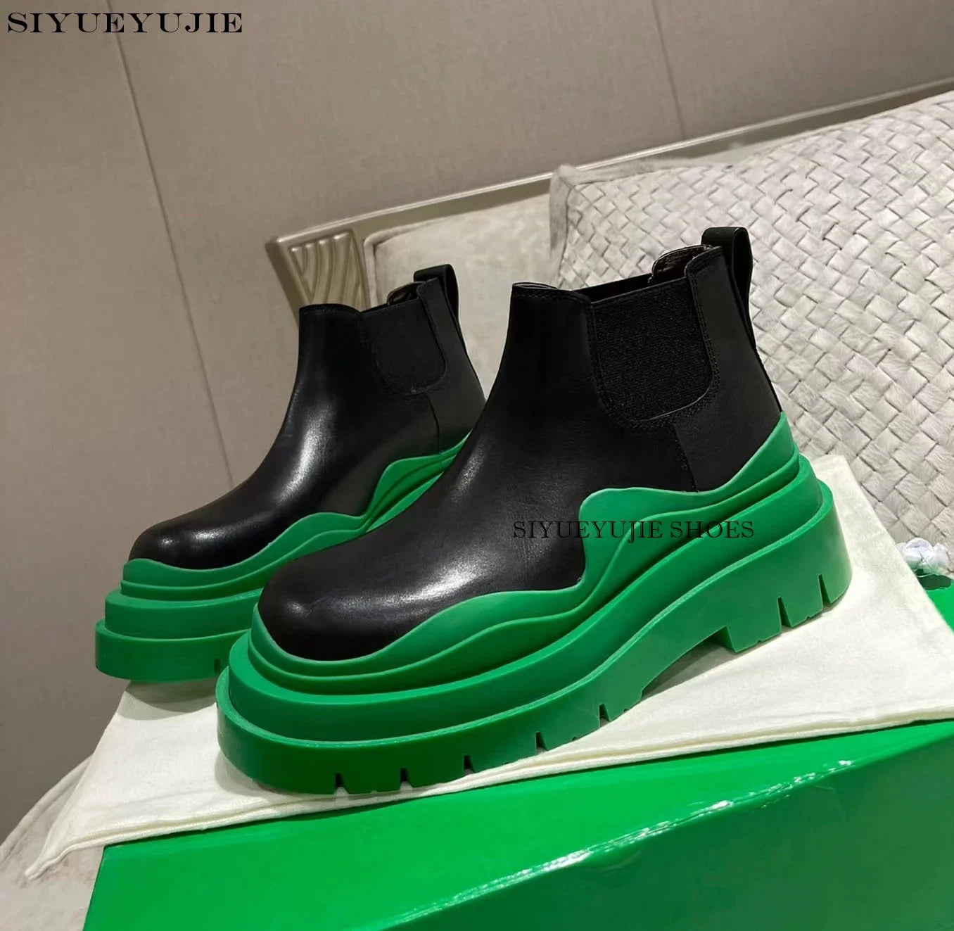 Chelsea Boots for Women Leather flat Ankle Booties