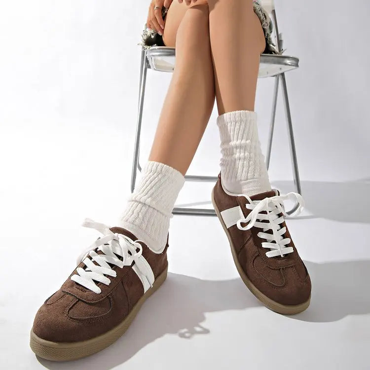 Women's Flat-bottomed Sneakers  Casual Lace-up Comfortable Low-cut Shoes