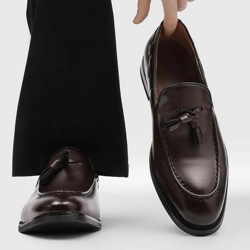 Men's leather shoes. One foot casual loafers Business dress shoes