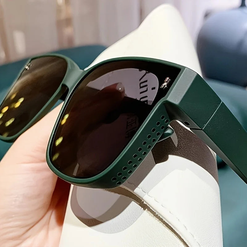Men's and Women's Square Fashion Glasses
