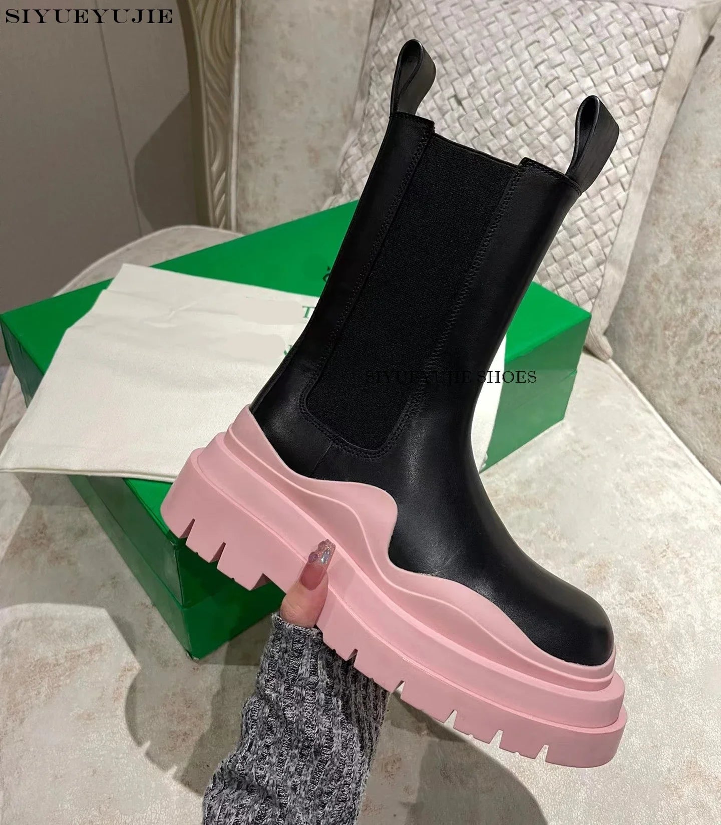 Chelsea Boots for Women Leather flat Ankle Booties