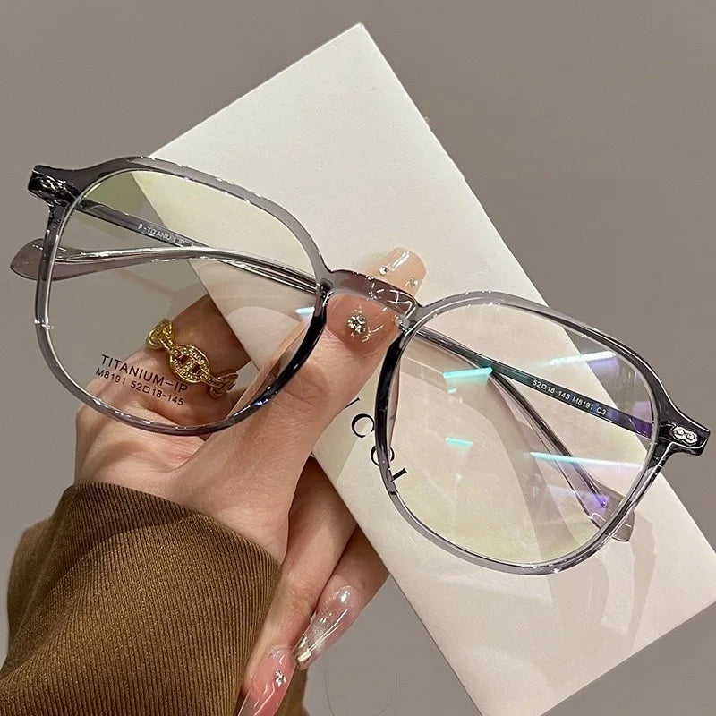 Women's Fashionable Reading Glasses Super Light and Versatile Anti-blue Light Glasses
