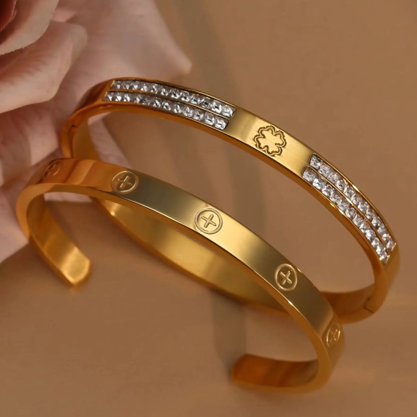 Cross Screwdriver Stainless Steel Zircon Bracelet.