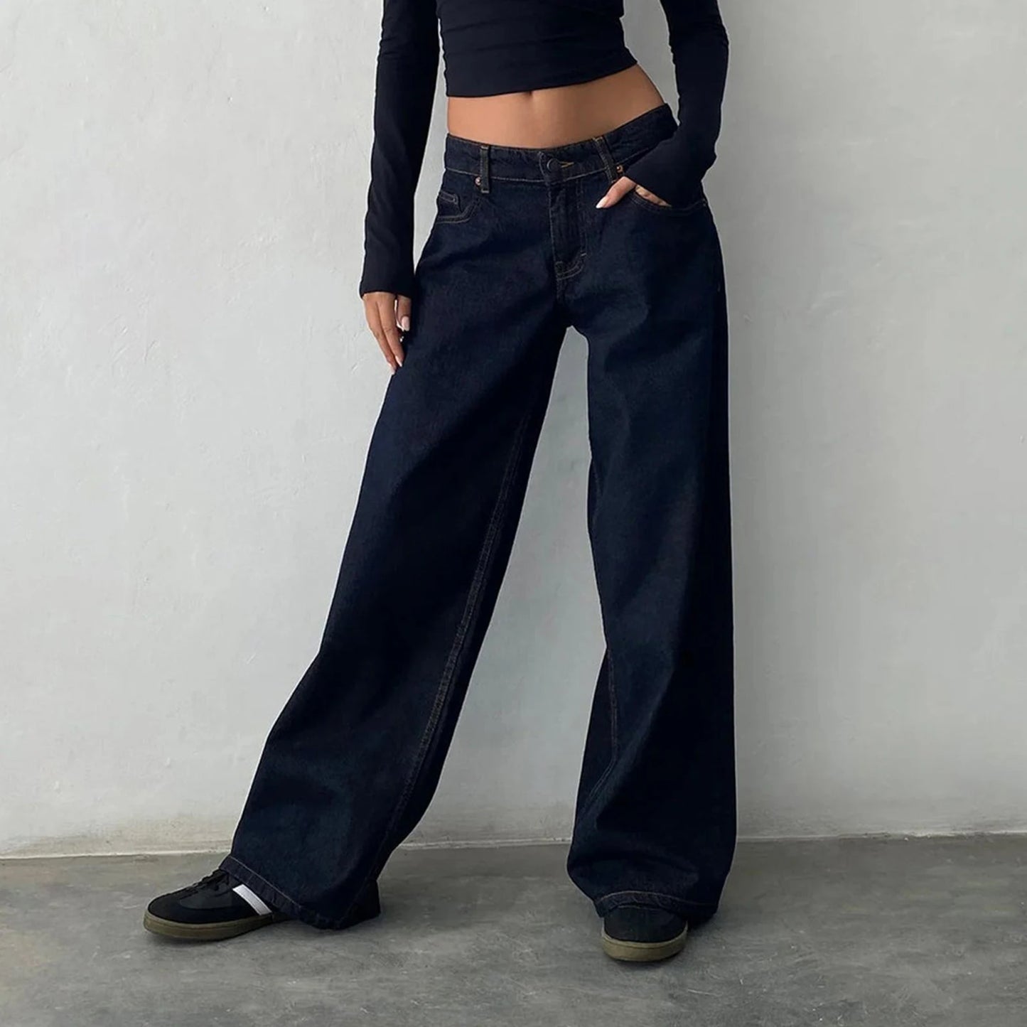 Women's versatile jeans, aesthetic solid color low rise