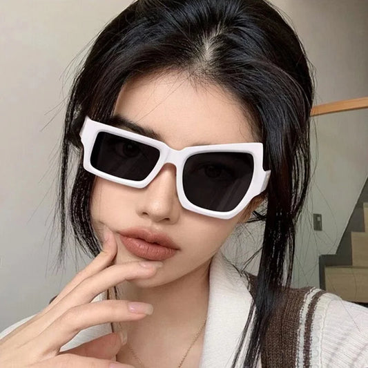 Women Irregular Sun Glasses Anti-reflective Sunglasses