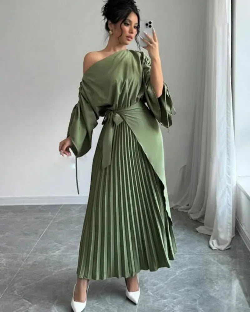 Solid-color Pleated Evening Dress with A Belt