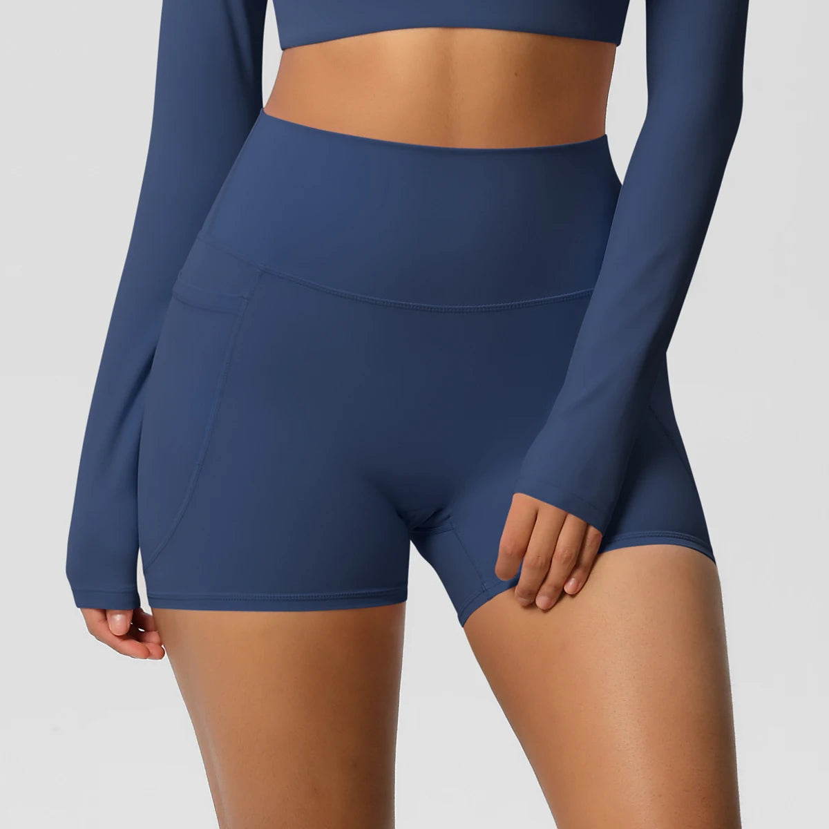 Women Pocketed Yoga Legging Shorts