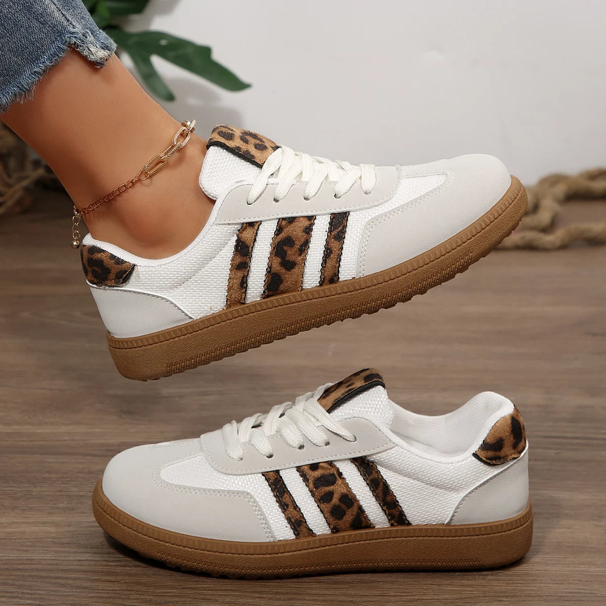 Women Comfortable Casual Sneakers