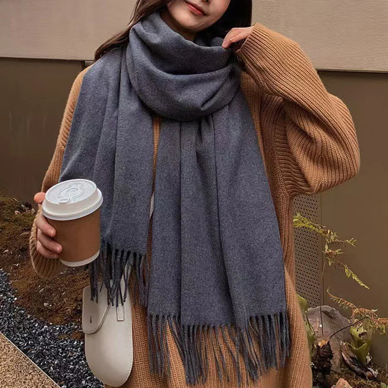 Ladies' tassel white scarf! Thick and warm