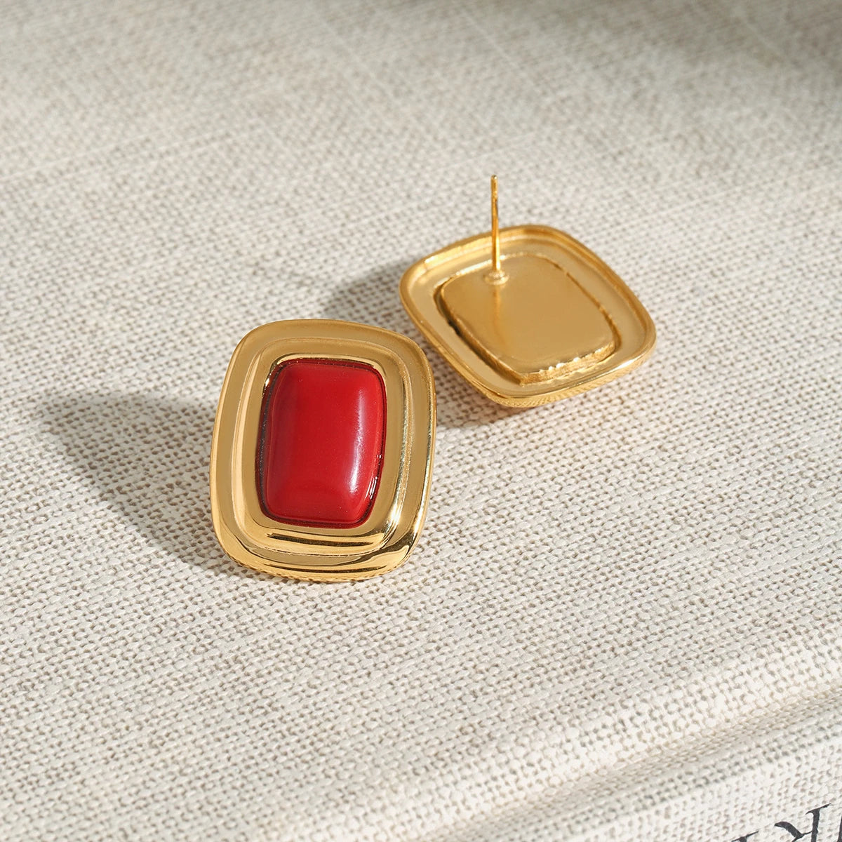 Uworld Retro Gold Color Stainless Steel Red Agate Ear Studs