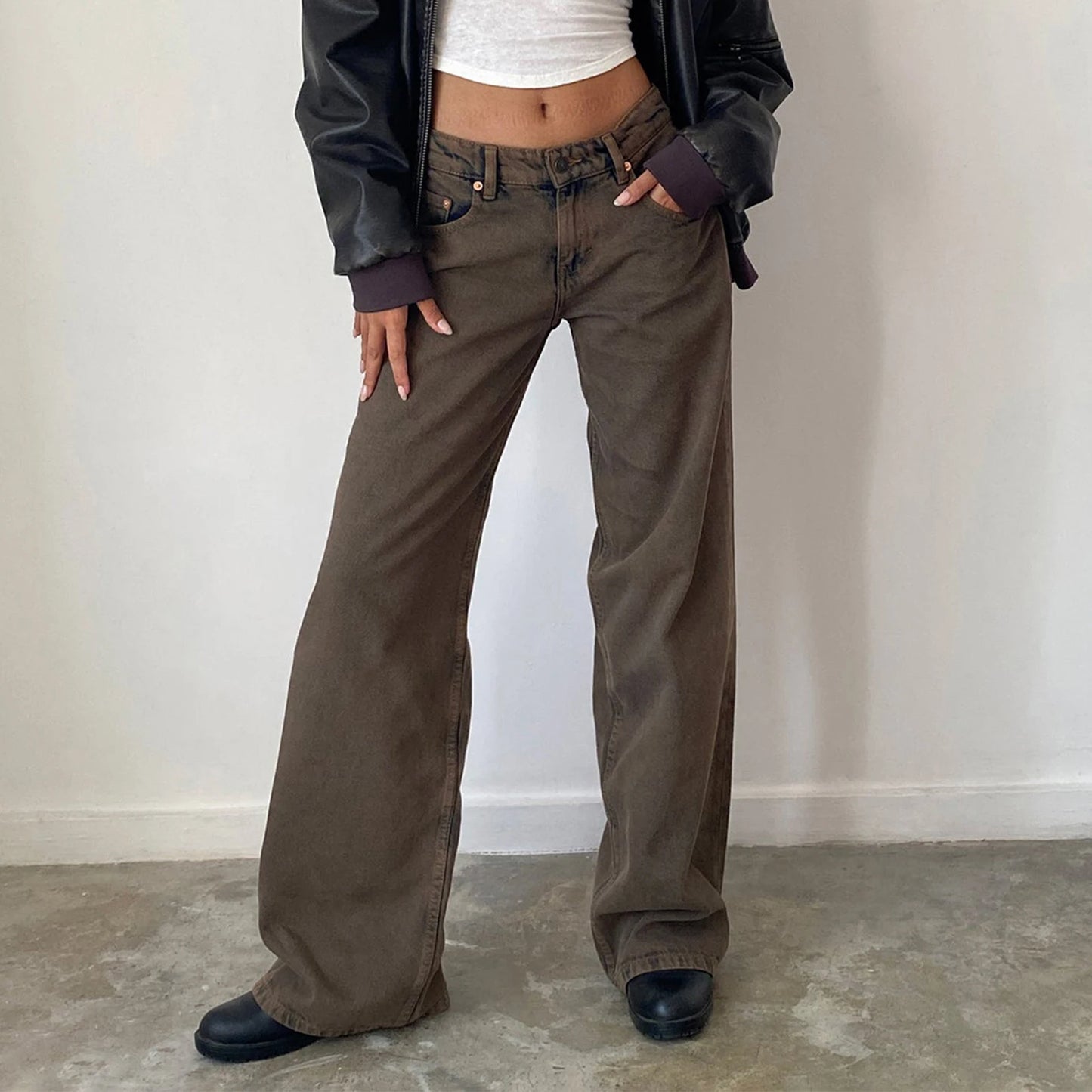 Women's versatile jeans, aesthetic solid color low rise