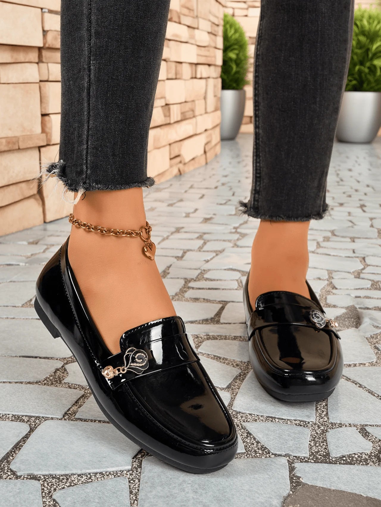 Women's fashionable loafers, slip-on shallow flats