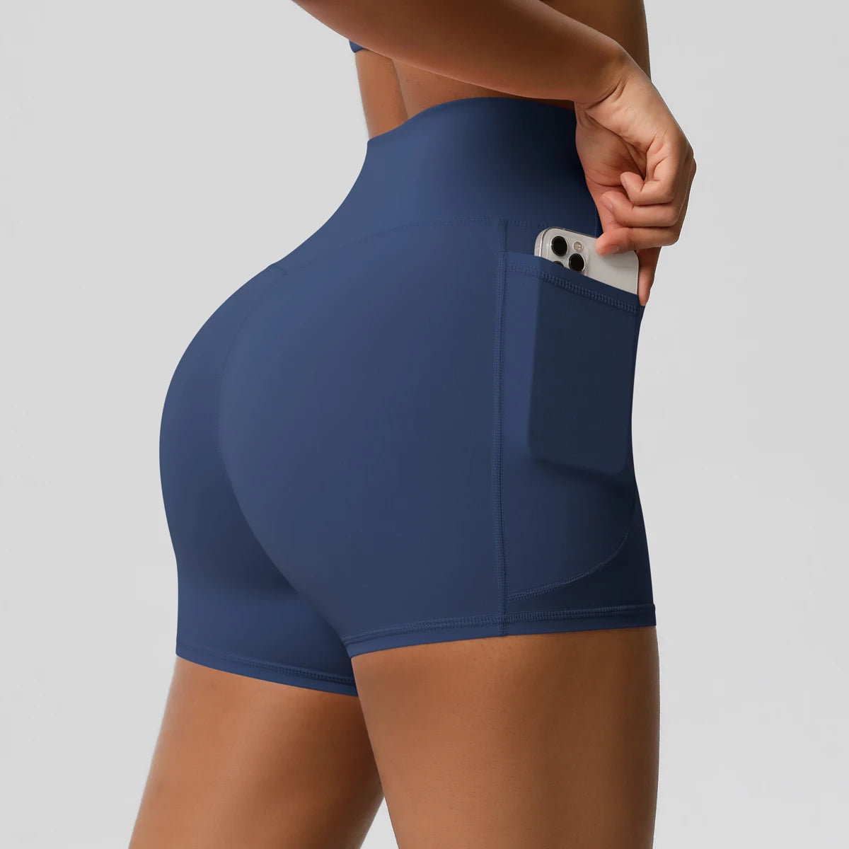 Women Pocketed Yoga Legging Shorts