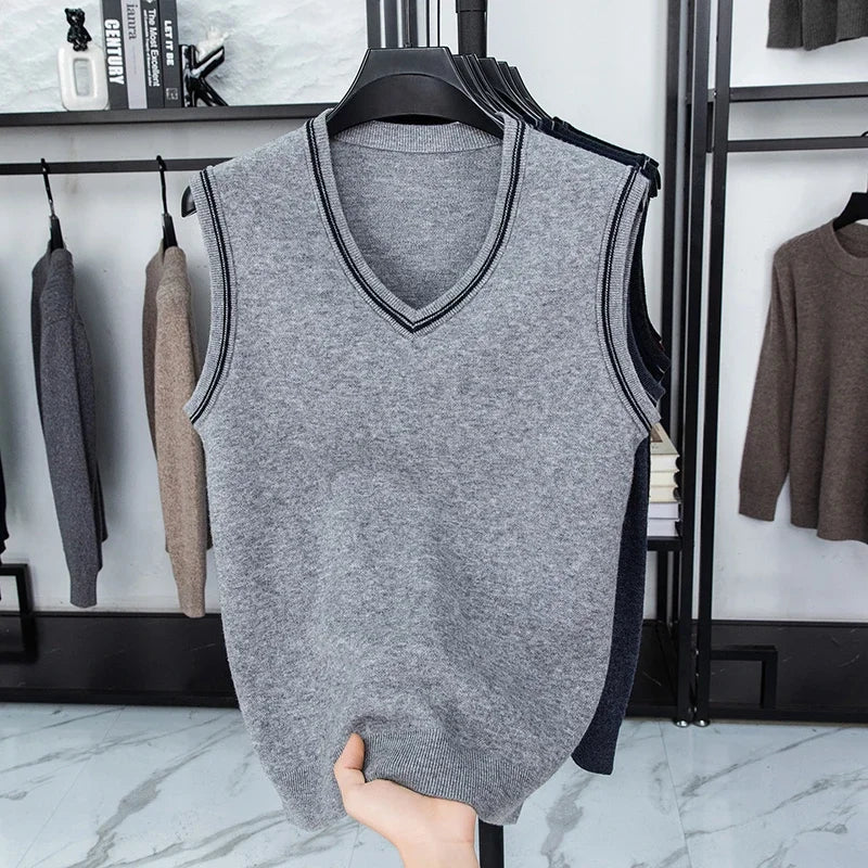 Men's  Casual Sweater Vest  Fashionable Knitwear