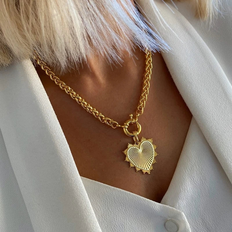 Vintage Round Charm Layered Necklace Women's Jewelry